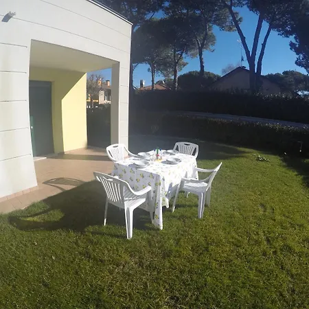 Lägenhet Le Piramidi Caorle